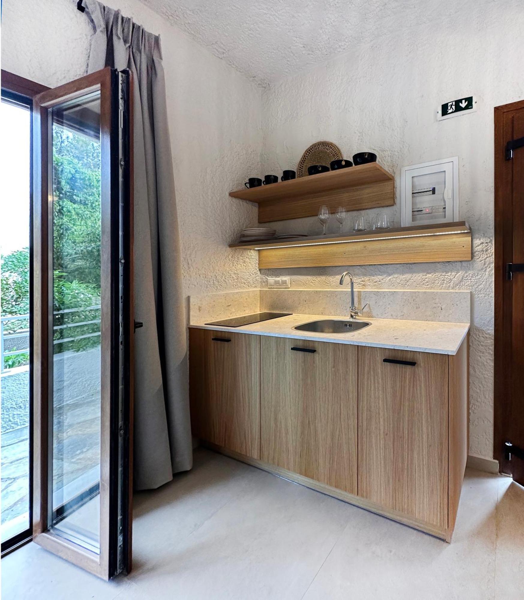 Okeanis Mystique South Aparthotel Ierapetra  Exterior photo
